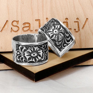 Sterling floral cigar band style ring