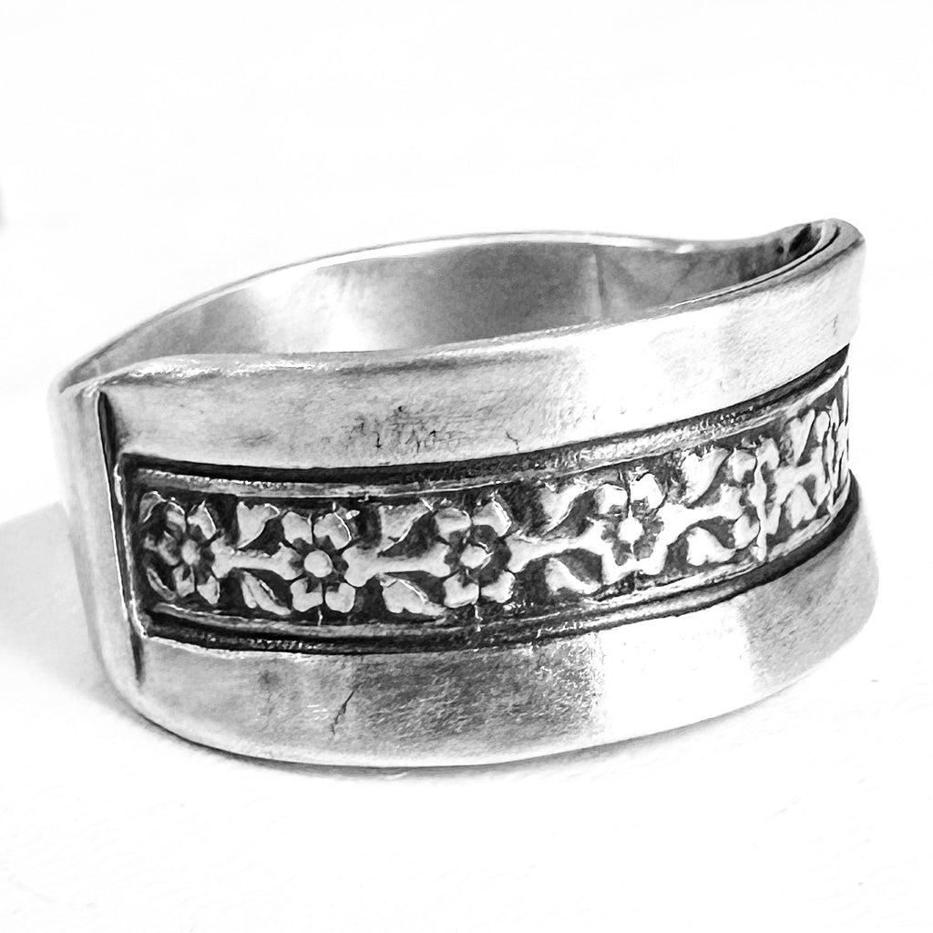 Watchband Floral Ring