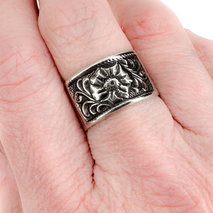 Sterling floral cigar band style ring